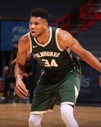  阿德巴约两双热火复仇雄鹿  