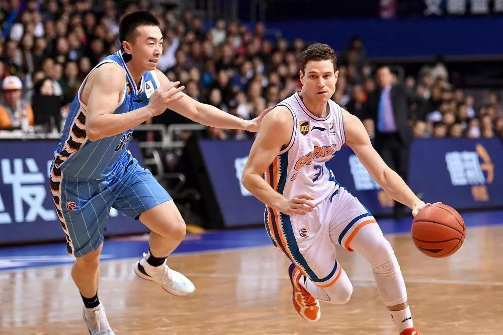  德甲联盟推出新规，未来单场可换六人规则正式实施  