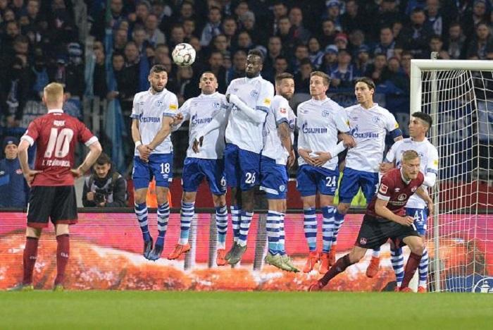  摩纳哥青年军展锋芒，三球横扫斯特拉斯堡夺榜首  